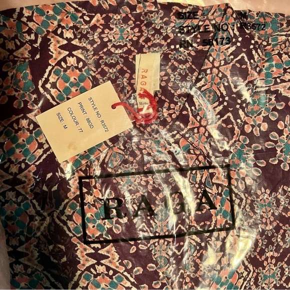 NWT Anthropologie RAGA Varsha Button Down Notched Collar Top. Size S / M / L - Picture 6 of 10